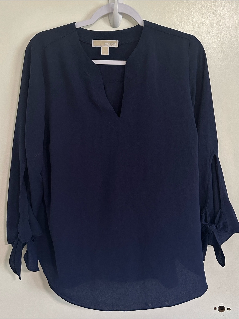 Michael Kors Navy V-Notch Tie-Sleeve Tunic Blouse size large